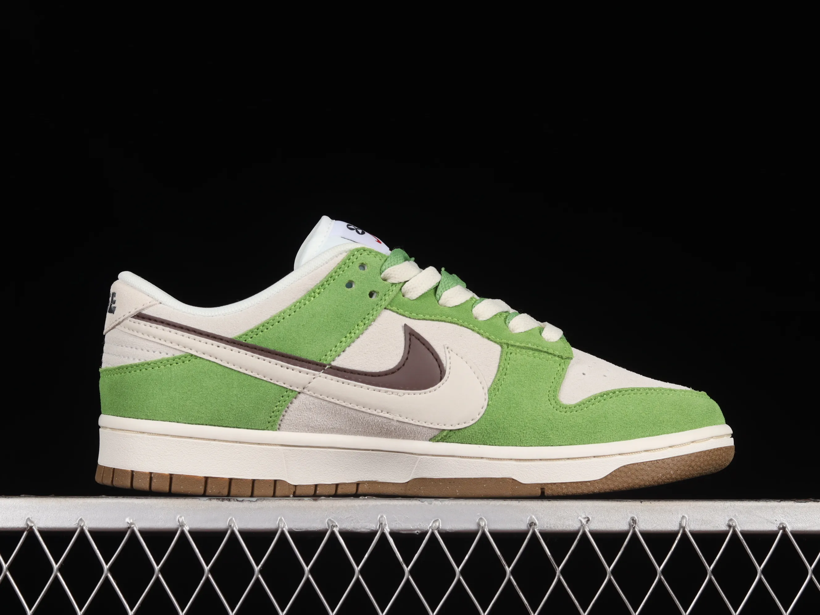 All categories Nk SB Dunk series Nk SB Dunk Low low-top sneakers F version Nk SB Dunk Low "85" gray and red double hook SB low-top sports and leisure sneakers DO9457-103